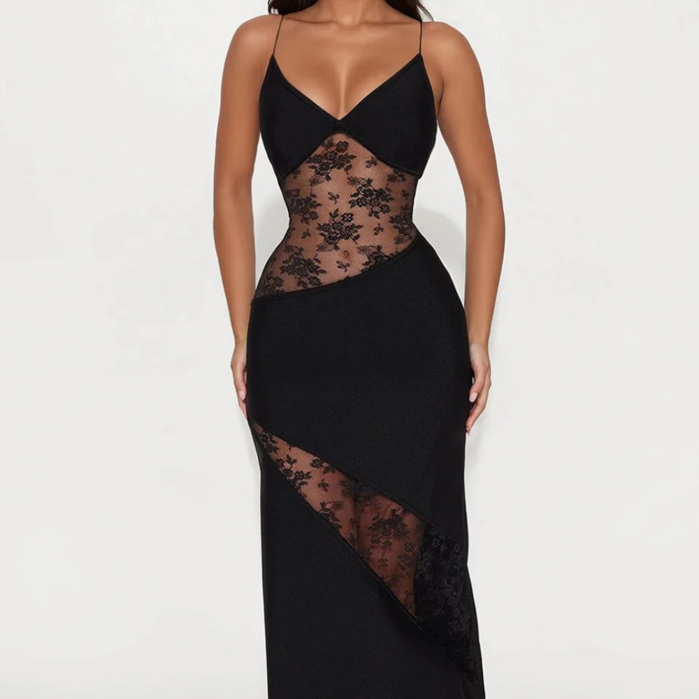 Show Stopper Gown - Black